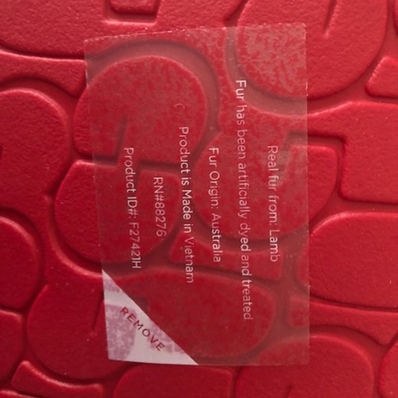 UGG Genuine Shearling Scuffette II Quilted Leather Red Slipper. Size: 8, 9 - Picture 8 of 15